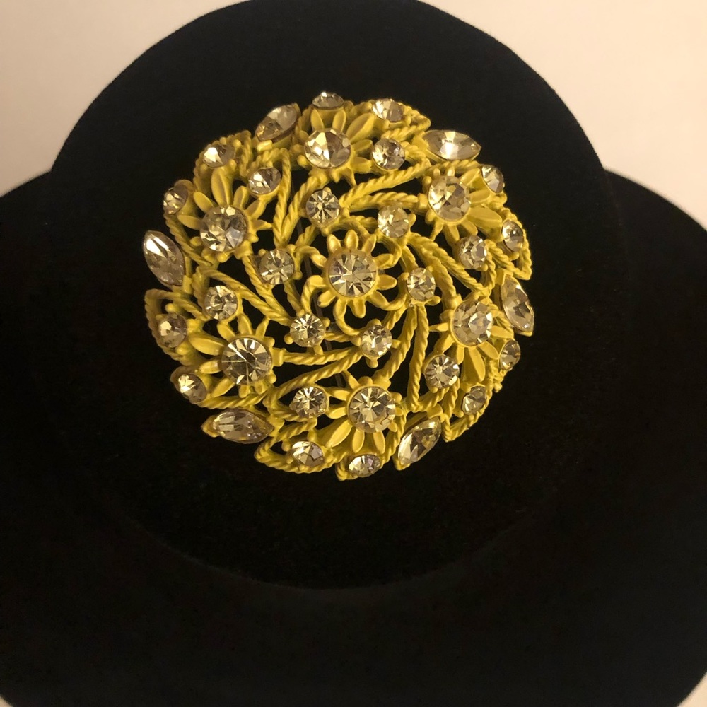 Vintage Flower and Rhinestone Brooch